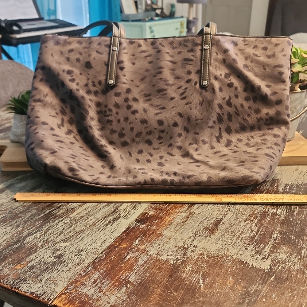 INC International Concepts Gray Leopard Tote Very Roomy!